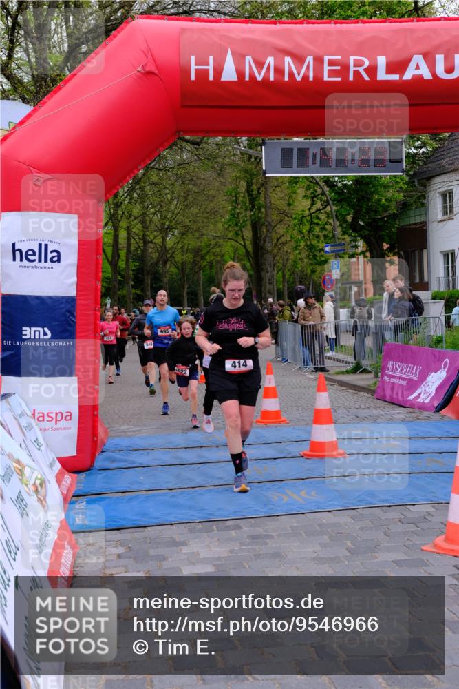 19.04.2026 - Hammer Lauf Tim E. http://msf.ph/oto/9546966 19.04.2026 12:41:31 Ziel 414, 416, 451, 649, 802, 949, 950, 1174, 1277, 1594, 1680, 1695, 1781, 1889, 1922 meine-sportfotos.de