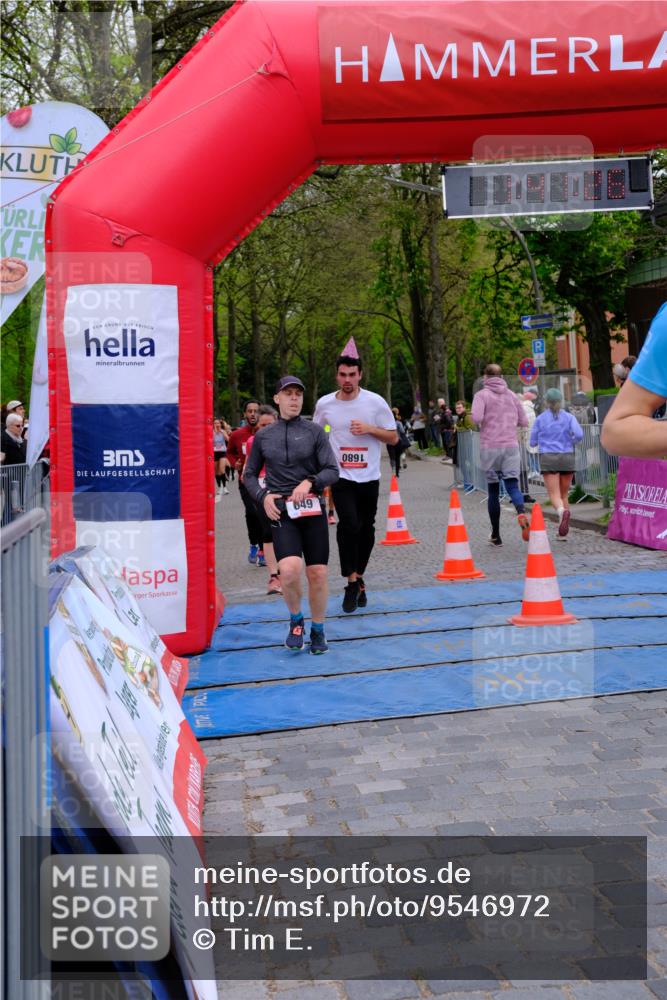 19.04.2026 - Hammer Lauf Tim E. http://msf.ph/oto/9546972 19.04.2026 12:41:34 Ziel 224, 414, 451, 649, 732, 802, 949, 950, 1076, 1077, 1174, 1277, 1680, 1695, 1781, 1922 meine-sportfotos.de
