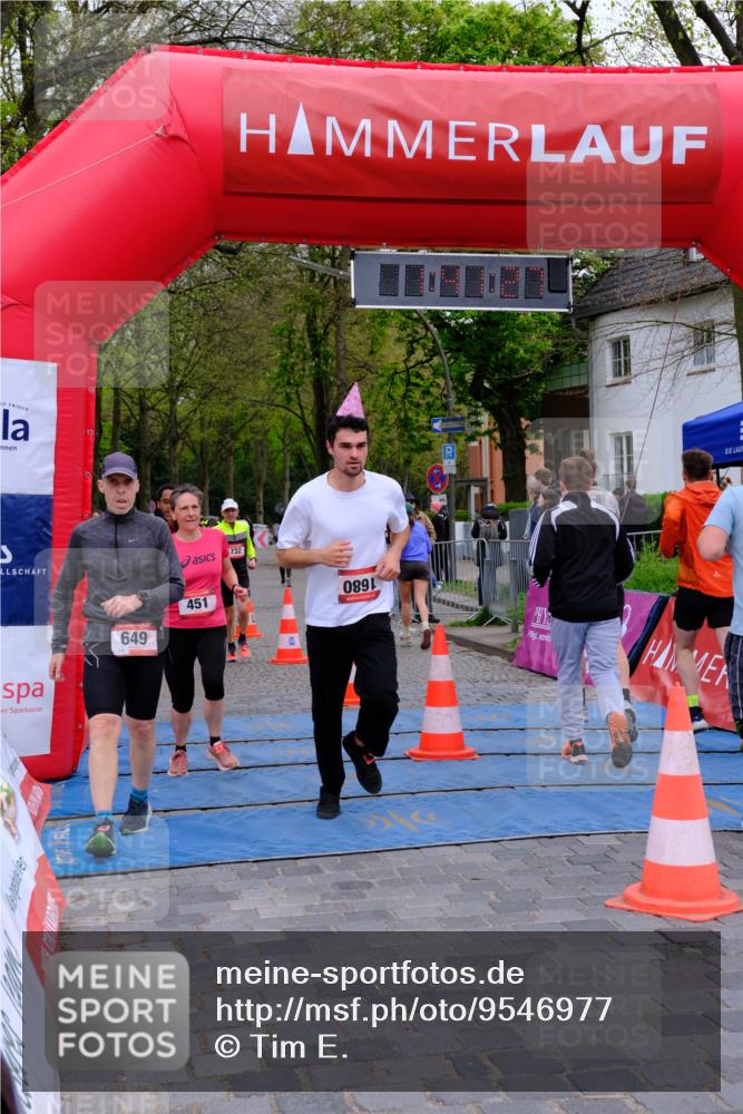 19.04.2026 - Hammer Lauf Tim E. http://msf.ph/oto/9546977 19.04.2026 12:41:35 Ziel 224, 414, 451, 649, 732, 802, 949, 950, 1076, 1077, 1174, 1203, 1277, 1311, 1680, 1695, 1781, 1922 meine-sportfotos.de