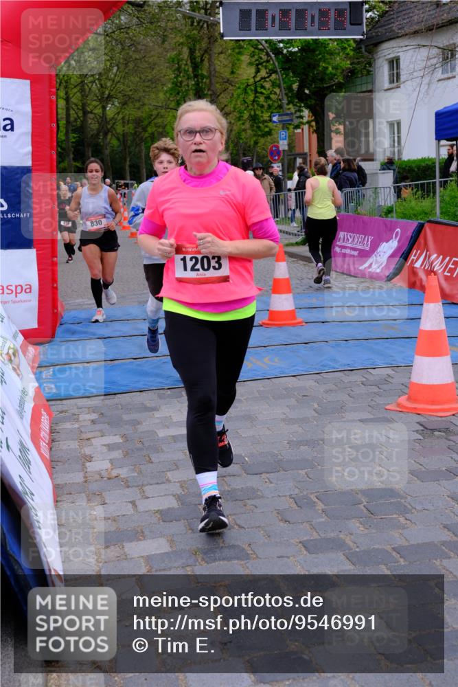 19.04.2026 - Hammer Lauf Tim E. http://msf.ph/oto/9546991 19.04.2026 12:41:42 Ziel 154, 224, 262, 418, 732, 830, 1076, 1077, 1203, 1311, 1591, 1592 meine-sportfotos.de