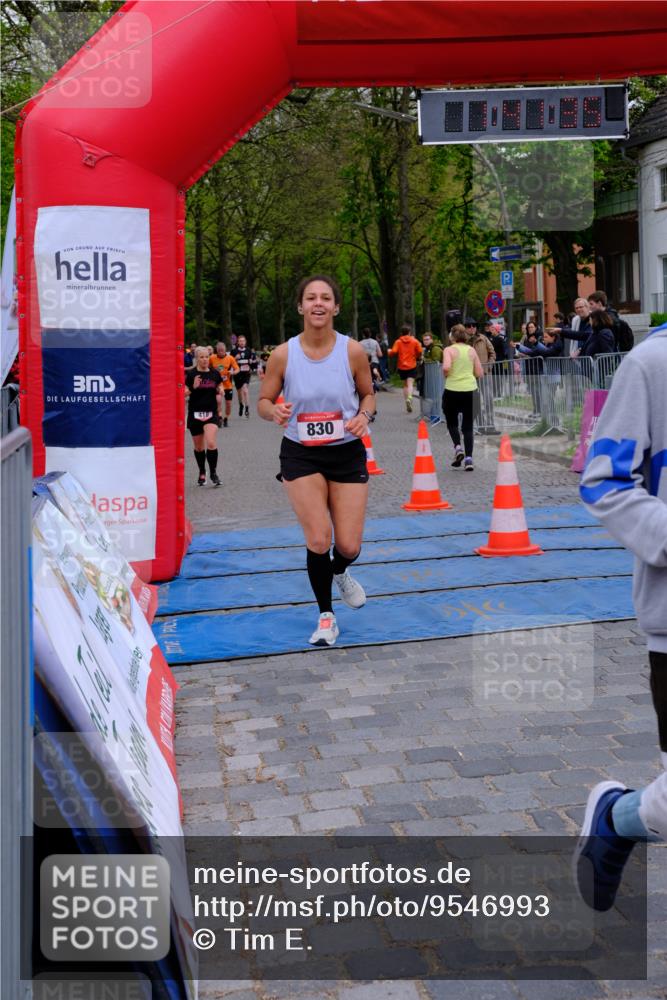 19.04.2026 - Hammer Lauf Tim E. http://msf.ph/oto/9546993 19.04.2026 12:41:43 Ziel 154, 224, 262, 418, 830, 1203, 1311, 1591, 1592 meine-sportfotos.de
