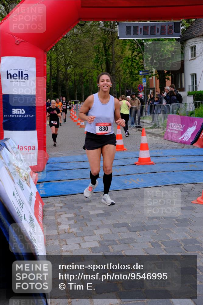 19.04.2026 - Hammer Lauf Tim E. http://msf.ph/oto/9546995 19.04.2026 12:41:43 Ziel 154, 224, 262, 418, 830, 1203, 1311, 1591, 1592 meine-sportfotos.de
