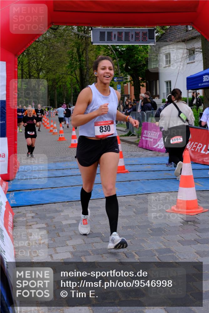 19.04.2026 - Hammer Lauf Tim E. http://msf.ph/oto/9546998 19.04.2026 12:41:44 Ziel 154, 262, 418, 830, 1203, 1275, 1311, 1591, 1592, 1649 meine-sportfotos.de