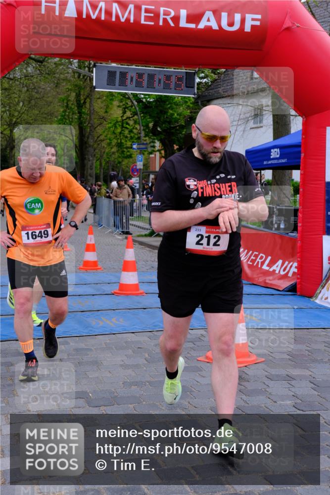 19.04.2026 - Hammer Lauf Tim E. http://msf.ph/oto/9547008 19.04.2026 12:41:53 Ziel 212, 443, 518, 555, 556, 592, 697, 810, 939, 1275, 1587, 1649 meine-sportfotos.de