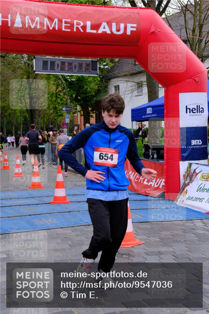 19.04.2026 - Hammer Lauf Tim E. http://msf.ph/oto/9547036 19.04.2026 12:42:13 Ziel 360, 473, 506, 546, 631, 654, 671, 972, 973, 1218, 1636, 1905, 1914 meine-sportfotos.de