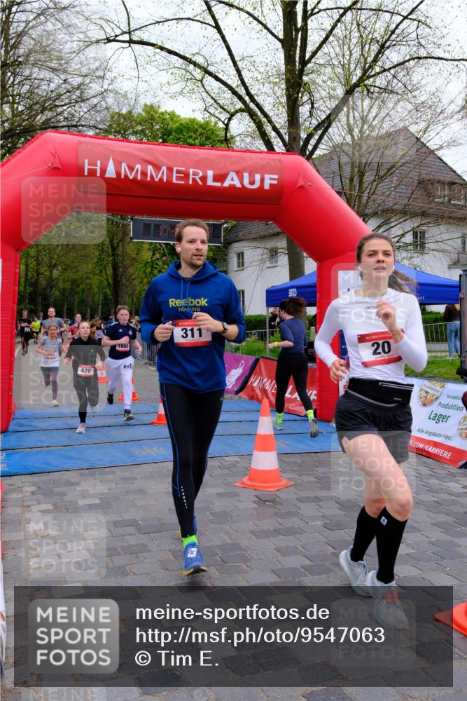 19.04.2026 - Hammer Lauf Tim E. http://msf.ph/oto/9547063 19.04.2026 12:42:30 Ziel 20, 311, 364, 486, 670, 854, 855, 1253, 1352, 1571, 1574, 1821, 1834, 1880, 1887 meine-sportfotos.de