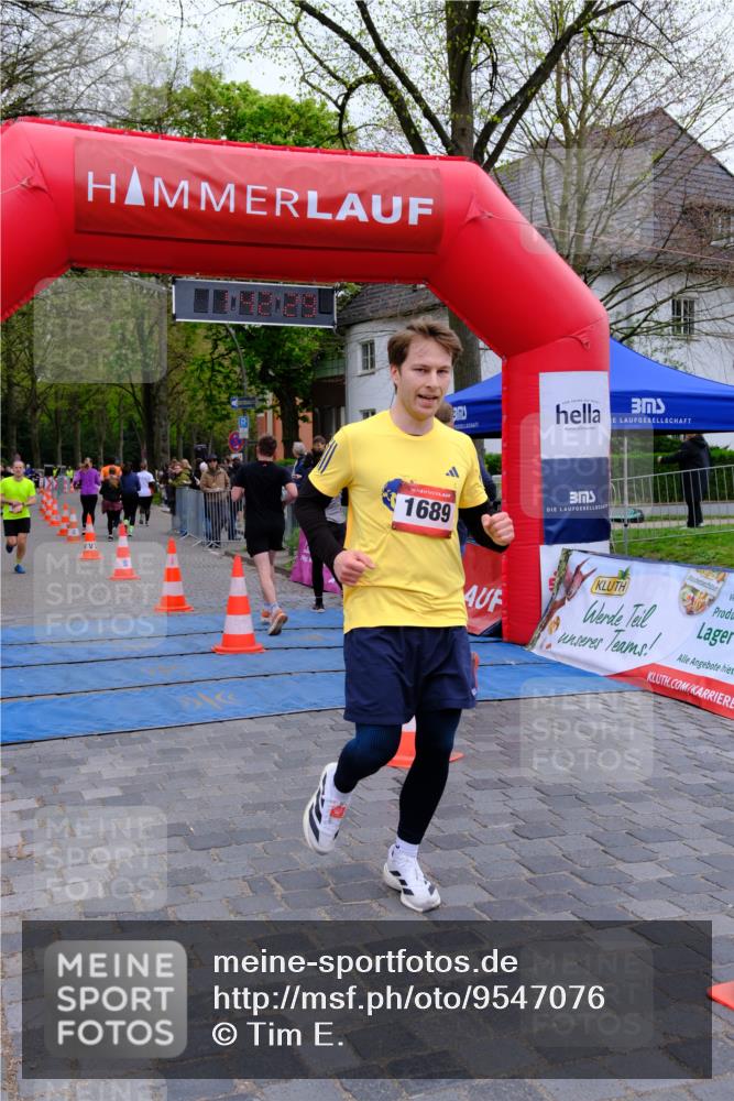 19.04.2026 - Hammer Lauf Tim E. http://msf.ph/oto/9547076 19.04.2026 12:42:37 Ziel 117, 409, 739, 741, 848, 1689, 1821, 1887 meine-sportfotos.de