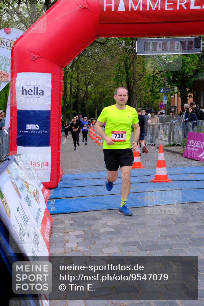 19.04.2026 - Hammer Lauf Tim E. http://msf.ph/oto/9547079 19.04.2026 12:42:41 Ziel 117, 409, 572, 577, 739, 741, 848, 979, 981, 1073, 1198, 1584, 1689 meine-sportfotos.de
