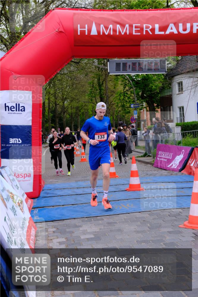 19.04.2026 - Hammer Lauf Tim E. http://msf.ph/oto/9547089 19.04.2026 12:42:50 Ziel 133, 467, 494, 572, 577, 740, 825, 981, 1198, 1584 meine-sportfotos.de