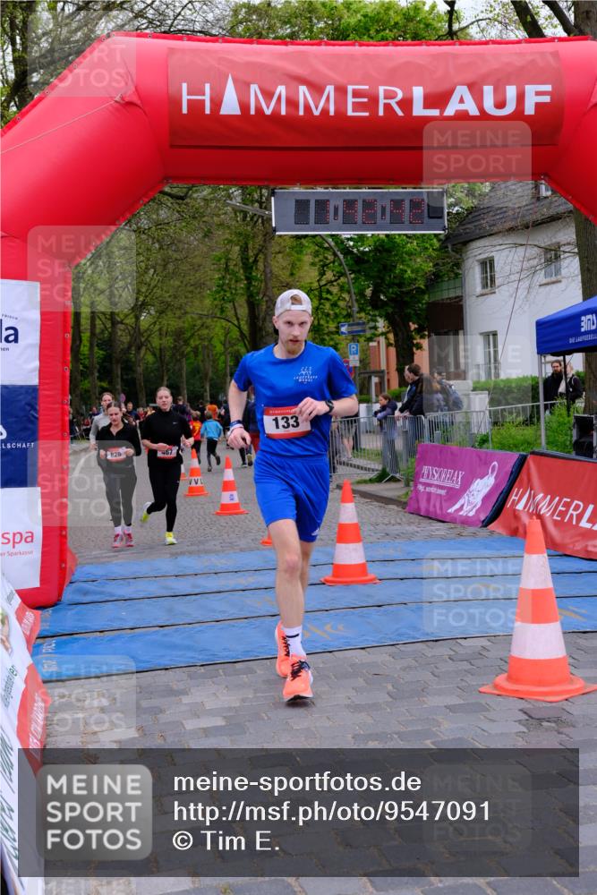 19.04.2026 - Hammer Lauf Tim E. http://msf.ph/oto/9547091 19.04.2026 12:42:50 Ziel 133, 467, 494, 572, 577, 740, 825, 981, 1198, 1584 meine-sportfotos.de
