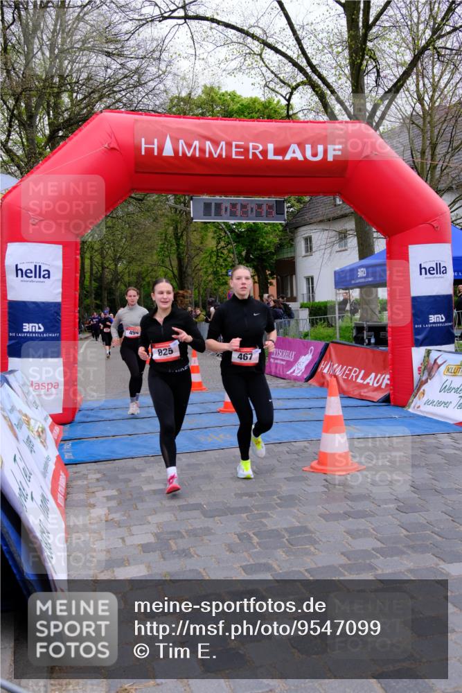 19.04.2026 - Hammer Lauf Tim E. http://msf.ph/oto/9547099 19.04.2026 12:42:53 Ziel 133, 159, 467, 494, 825, 1148 meine-sportfotos.de