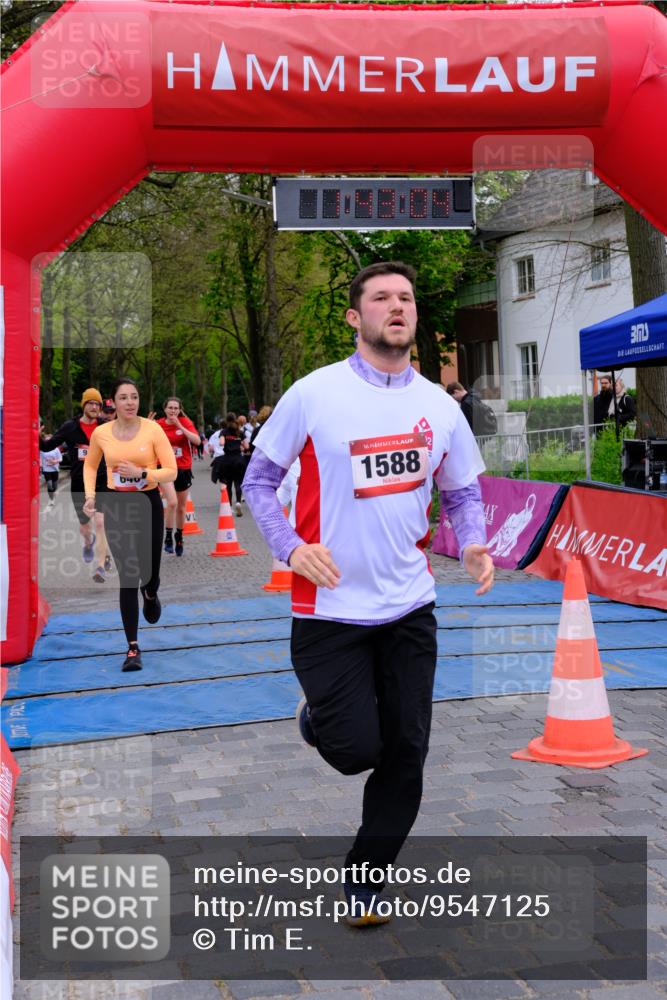 19.04.2026 - Hammer Lauf Tim E. http://msf.ph/oto/9547125 19.04.2026 12:43:12 Ziel 646, 688, 738, 992, 997, 1169, 1588, 1788, 1927 meine-sportfotos.de