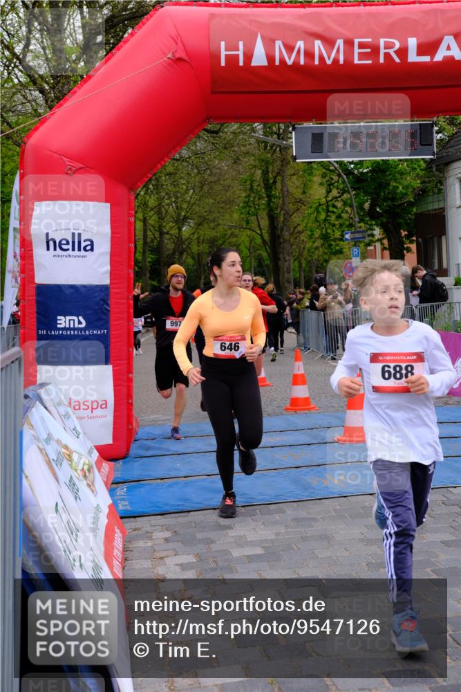 19.04.2026 - Hammer Lauf Tim E. http://msf.ph/oto/9547126 19.04.2026 12:43:13 Ziel 646, 688, 992, 997, 1169, 1588, 1788, 1927 meine-sportfotos.de