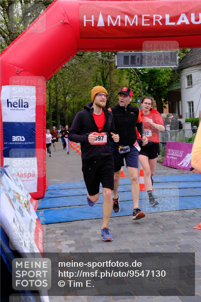 19.04.2026 - Hammer Lauf Tim E. http://msf.ph/oto/9547130 19.04.2026 12:43:15 Ziel 646, 688, 992, 997, 1059, 1169, 1288, 1588, 1927 meine-sportfotos.de
