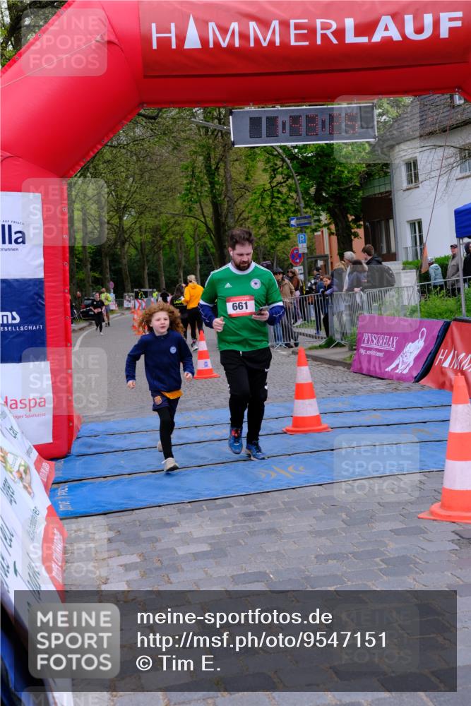 19.04.2026 - Hammer Lauf Tim E. http://msf.ph/oto/9547151 19.04.2026 12:43:33 Ziel 268, 465, 466, 661, 744, 976, 977, 980, 1017, 1764 meine-sportfotos.de