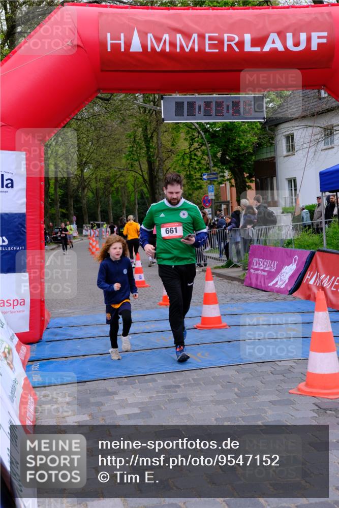 19.04.2026 - Hammer Lauf Tim E. http://msf.ph/oto/9547152 19.04.2026 12:43:33 Ziel 268, 465, 466, 661, 744, 976, 977, 980, 1017, 1764 meine-sportfotos.de