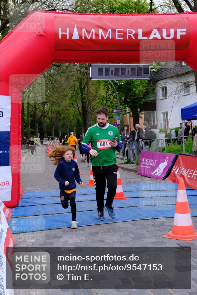 19.04.2026 - Hammer Lauf Tim E. http://msf.ph/oto/9547153 19.04.2026 12:43:33 Ziel 268, 465, 466, 661, 744, 976, 977, 980, 1017, 1764 meine-sportfotos.de