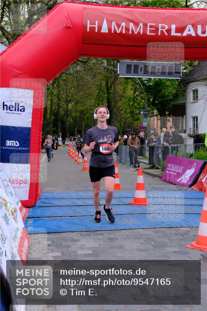 19.04.2026 - Hammer Lauf Tim E. http://msf.ph/oto/9547165 19.04.2026 12:43:52 Ziel 263, 336, 1147, 1681 meine-sportfotos.de