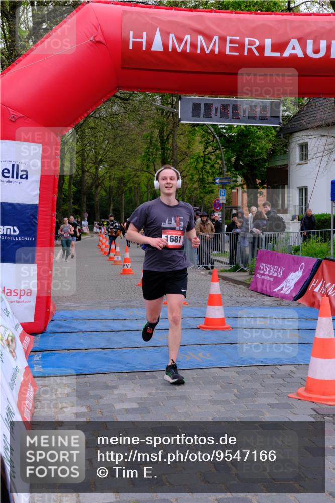 19.04.2026 - Hammer Lauf Tim E. http://msf.ph/oto/9547166 19.04.2026 12:43:52 Ziel 263, 336, 1147, 1681 meine-sportfotos.de