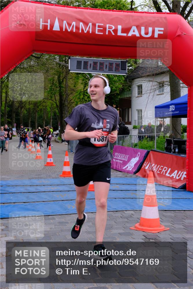 19.04.2026 - Hammer Lauf Tim E. http://msf.ph/oto/9547169 19.04.2026 12:43:53 Ziel 263, 336, 1147, 1681 meine-sportfotos.de