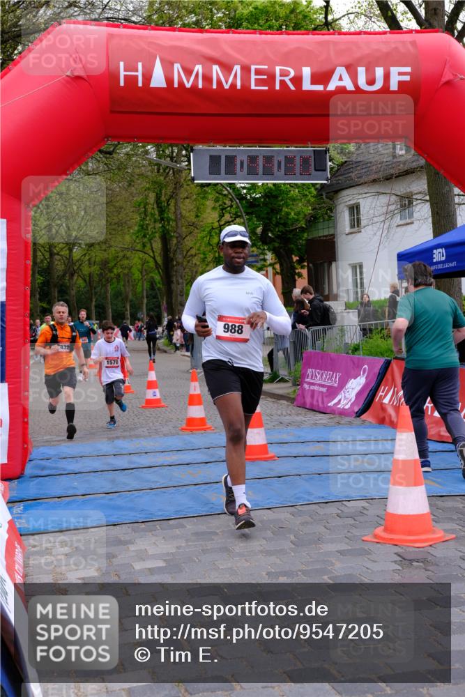 19.04.2026 - Hammer Lauf Tim E. http://msf.ph/oto/9547205 19.04.2026 12:44:38 Ziel 383, 432, 856, 857, 988, 1070, 1089, 1570, 1579, 1616, 1920, 1931 meine-sportfotos.de