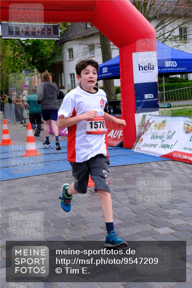 19.04.2026 - Hammer Lauf Tim E. http://msf.ph/oto/9547209 19.04.2026 12:44:41 Ziel 432, 680, 856, 857, 988, 1070, 1570, 1599, 1616, 1715, 1723, 1920 meine-sportfotos.de