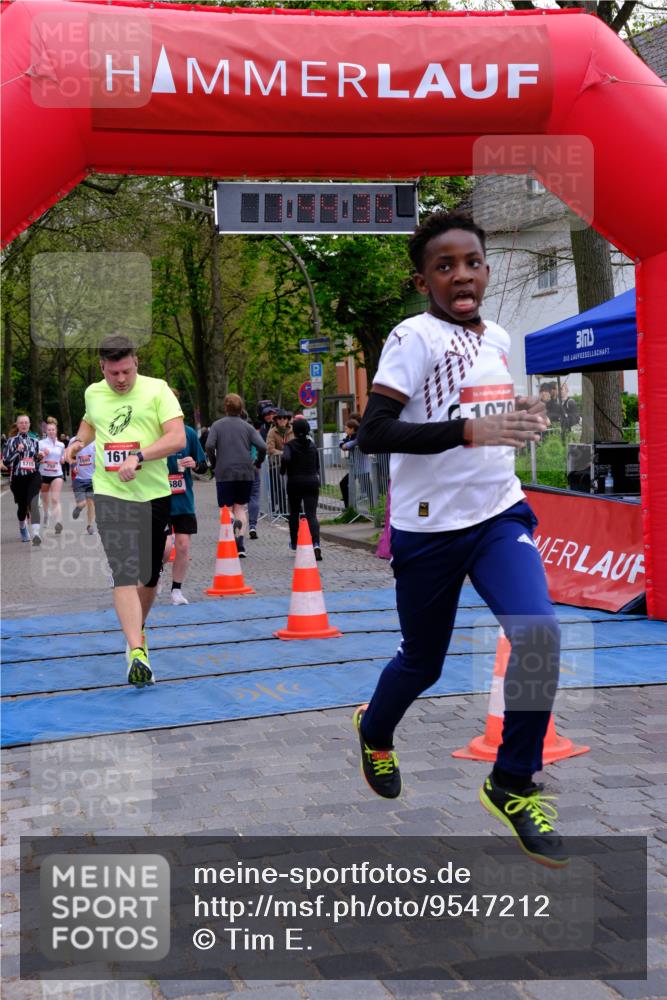 19.04.2026 - Hammer Lauf Tim E. http://msf.ph/oto/9547212 19.04.2026 12:44:43 Ziel 432, 680, 750, 856, 857, 1031, 1070, 1564, 1570, 1599, 1616, 1715, 1723, 1920 meine-sportfotos.de
