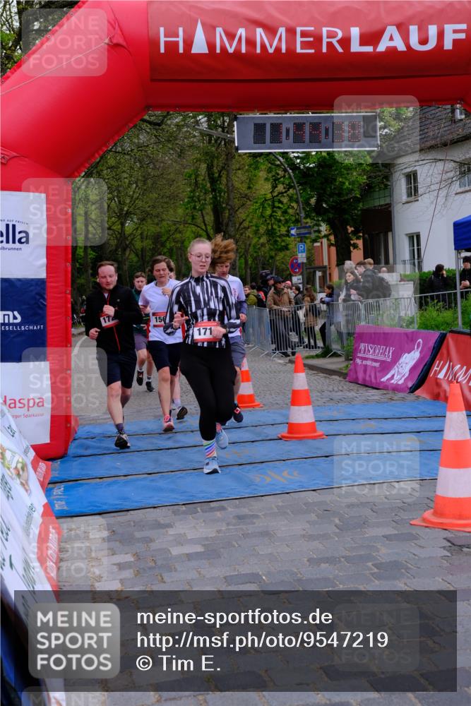 19.04.2026 - Hammer Lauf Tim E. http://msf.ph/oto/9547219 19.04.2026 12:44:46 Ziel 398, 680, 750, 1031, 1070, 1143, 1564, 1599, 1616, 1715, 1723 meine-sportfotos.de