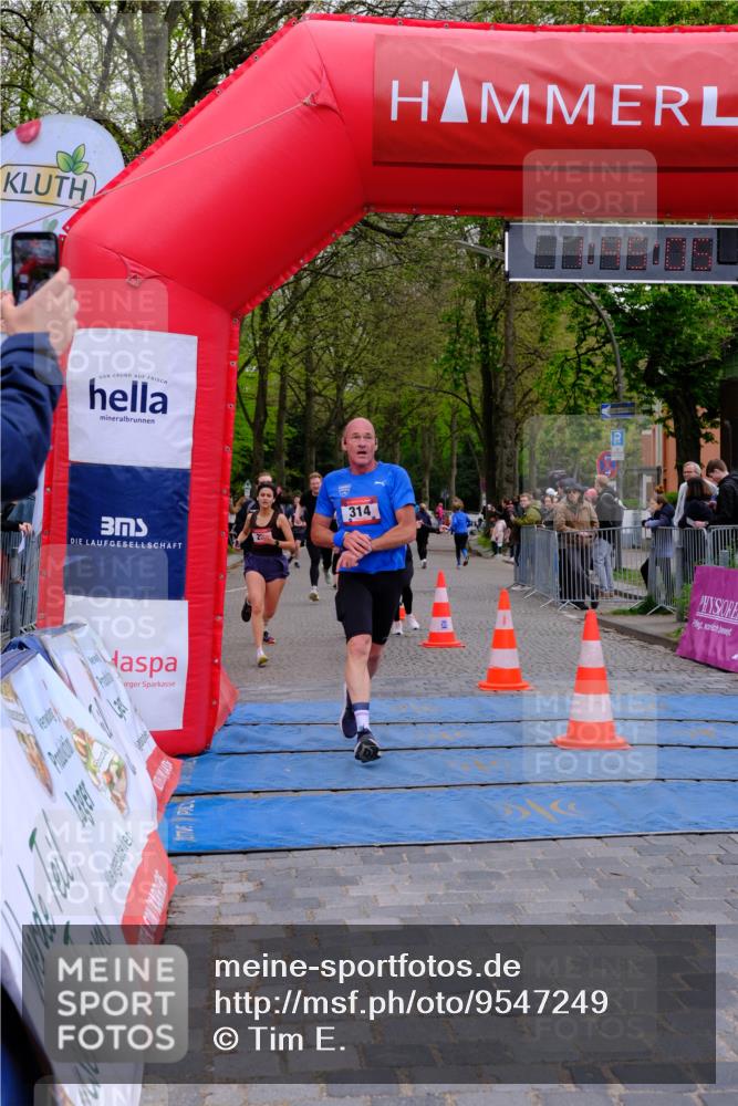 19.04.2026 - Hammer Lauf Tim E. http://msf.ph/oto/9547249 19.04.2026 12:45:13 Ziel 25, 314, 630, 632, 791, 1858, 1870, 1871 meine-sportfotos.de