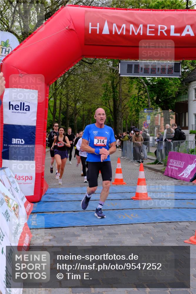 19.04.2026 - Hammer Lauf Tim E. http://msf.ph/oto/9547252 19.04.2026 12:45:13 Ziel 25, 314, 630, 632, 791, 1858, 1870, 1871 meine-sportfotos.de