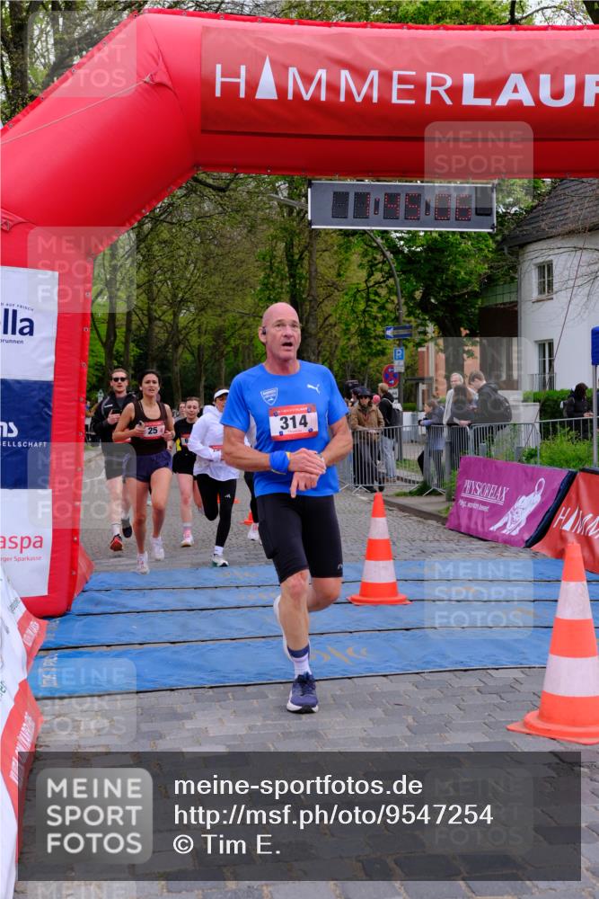 19.04.2026 - Hammer Lauf Tim E. http://msf.ph/oto/9547254 19.04.2026 12:45:14 Ziel 25, 314, 630, 632, 791, 1611, 1858, 1870, 1871 meine-sportfotos.de