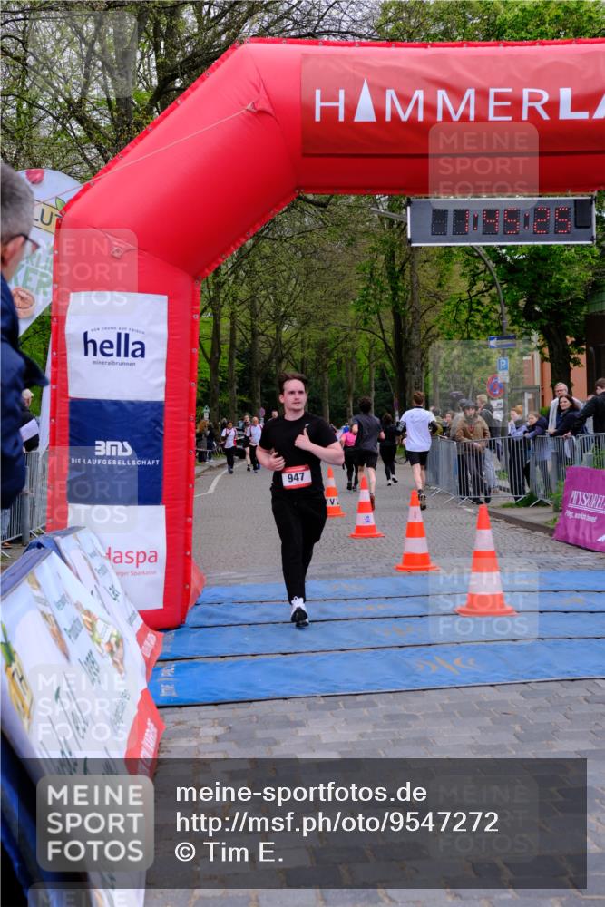 19.04.2026 - Hammer Lauf Tim E. http://msf.ph/oto/9547272 19.04.2026 12:45:33 Ziel 9, 10, 736, 947, 1082 meine-sportfotos.de