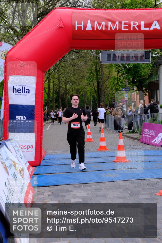 19.04.2026 - Hammer Lauf Tim E. http://msf.ph/oto/9547273 19.04.2026 12:45:33 Ziel 9, 10, 736, 947, 1082 meine-sportfotos.de