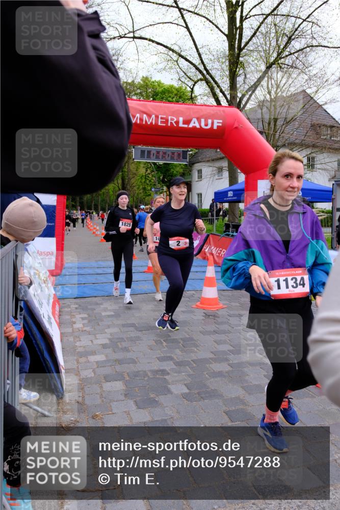 19.04.2026 - Hammer Lauf Tim E. http://msf.ph/oto/9547288 19.04.2026 12:45:47 Ziel 2, 297, 516, 627, 775, 985, 1102, 1134, 1161, 1207, 1476, 1563, 1567, 1585, 1682, 1786, 1829 meine-sportfotos.de