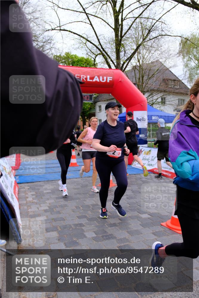19.04.2026 - Hammer Lauf Tim E. http://msf.ph/oto/9547289 19.04.2026 12:45:48 Ziel 2, 297, 516, 627, 775, 985, 1102, 1134, 1161, 1476, 1567, 1682, 1786, 1829 meine-sportfotos.de
