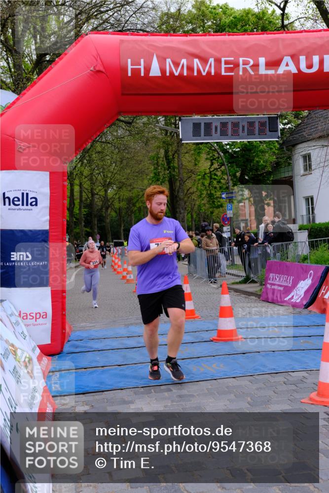 19.04.2026 - Hammer Lauf Tim E. http://msf.ph/oto/9547368 19.04.2026 12:46:53 Ziel 231, 724, 991 meine-sportfotos.de