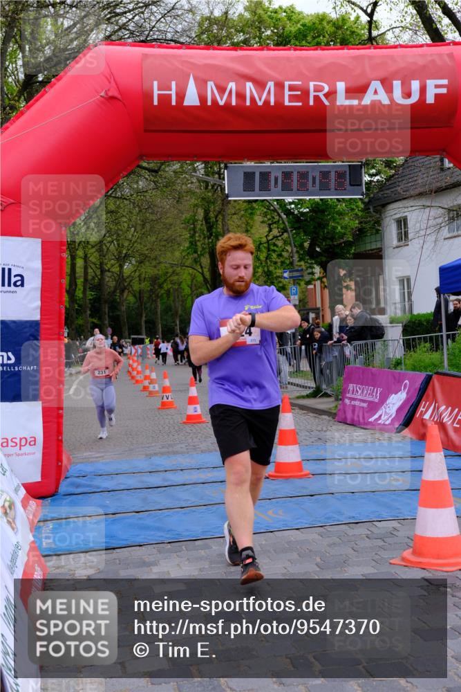 19.04.2026 - Hammer Lauf Tim E. http://msf.ph/oto/9547370 19.04.2026 12:46:54 Ziel 231, 724, 727, 991 meine-sportfotos.de