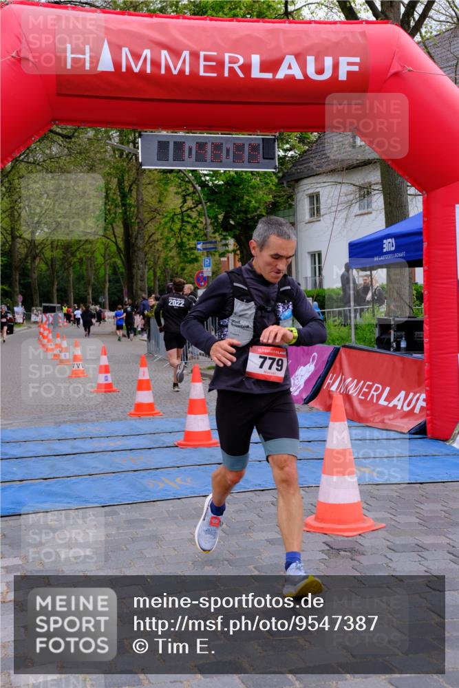 19.04.2026 - Hammer Lauf Tim E. http://msf.ph/oto/9547387 19.04.2026 12:47:02 Ziel 727, 779, 920 meine-sportfotos.de