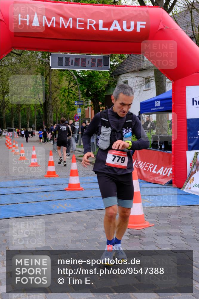 19.04.2026 - Hammer Lauf Tim E. http://msf.ph/oto/9547388 19.04.2026 12:47:03 Ziel 727, 779, 920, 1341 meine-sportfotos.de