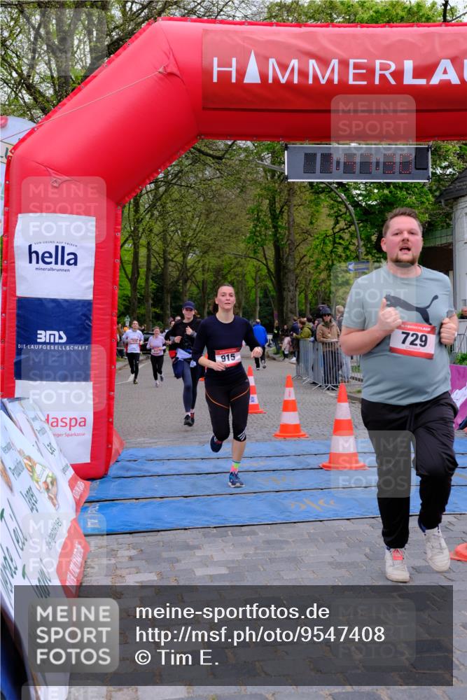 19.04.2026 - Hammer Lauf Tim E. http://msf.ph/oto/9547408 19.04.2026 12:47:38 Ziel 354, 385, 528, 529, 729, 805, 865, 1168 meine-sportfotos.de