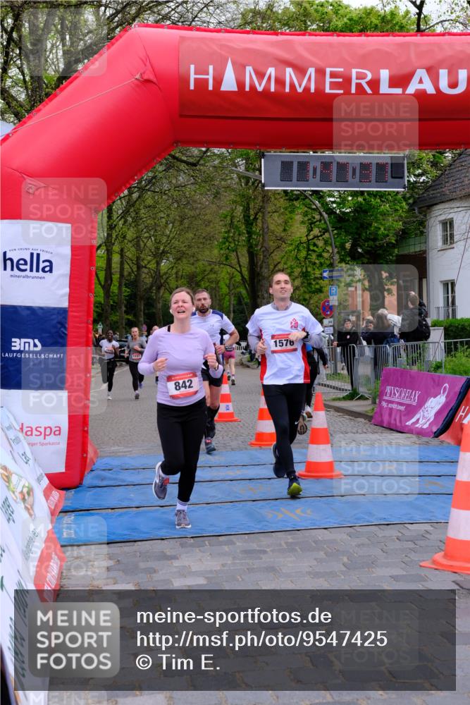 19.04.2026 - Hammer Lauf Tim E. http://msf.ph/oto/9547425 19.04.2026 12:47:45 Ziel 112, 354, 385, 520, 528, 529, 805, 842, 1137, 1168, 1576, 1845 meine-sportfotos.de