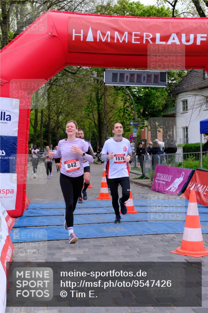 19.04.2026 - Hammer Lauf Tim E. http://msf.ph/oto/9547426 19.04.2026 12:47:45 Ziel 112, 354, 385, 520, 528, 529, 805, 842, 1137, 1168, 1576, 1845 meine-sportfotos.de
