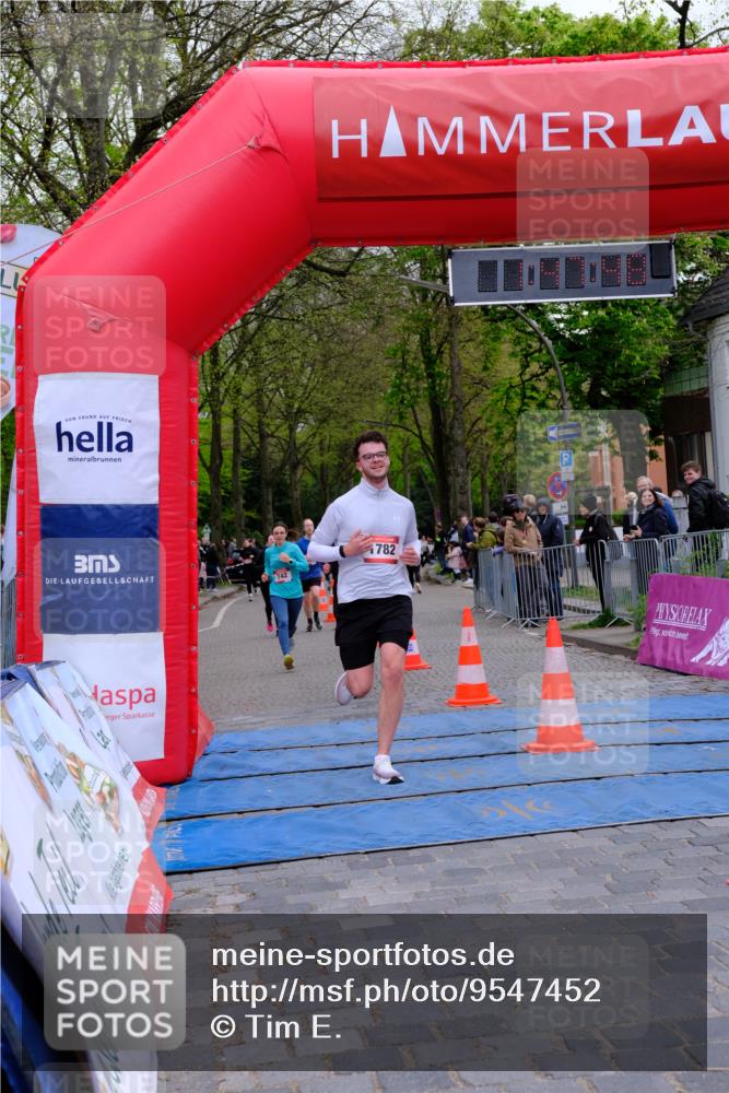 19.04.2026 - Hammer Lauf Tim E. http://msf.ph/oto/9547452 19.04.2026 12:47:55 Ziel 239, 742, 801, 1263, 1646, 1726, 1782 meine-sportfotos.de