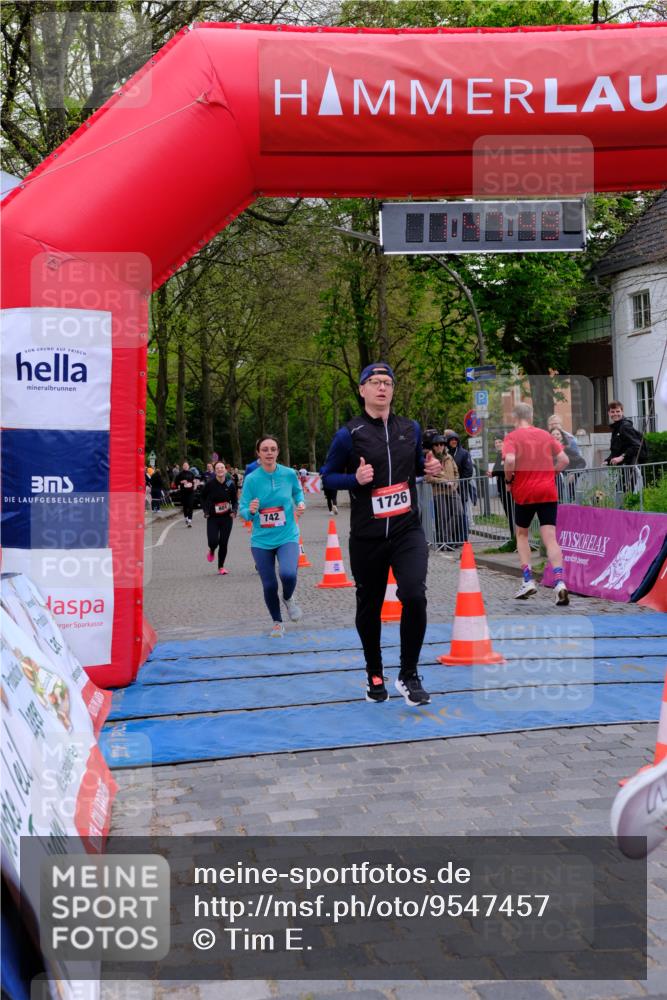 19.04.2026 - Hammer Lauf Tim E. http://msf.ph/oto/9547457 19.04.2026 12:47:57 Ziel 239, 742, 801, 1263, 1726, 1782 meine-sportfotos.de
