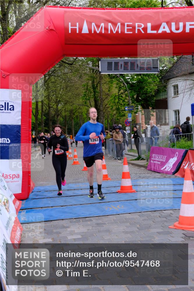 19.04.2026 - Hammer Lauf Tim E. http://msf.ph/oto/9547468 19.04.2026 12:48:00 Ziel 239, 742, 801, 1263, 1726, 1782 meine-sportfotos.de