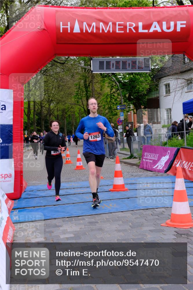 19.04.2026 - Hammer Lauf Tim E. http://msf.ph/oto/9547470 19.04.2026 12:48:01 Ziel 239, 742, 801, 1118, 1263, 1726, 1782 meine-sportfotos.de