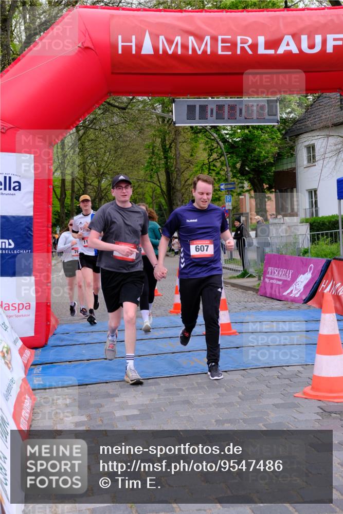 19.04.2026 - Hammer Lauf Tim E. http://msf.ph/oto/9547486 19.04.2026 12:48:08 Ziel 154, 607, 608, 762, 1118, 1119, 1184, 1186 meine-sportfotos.de