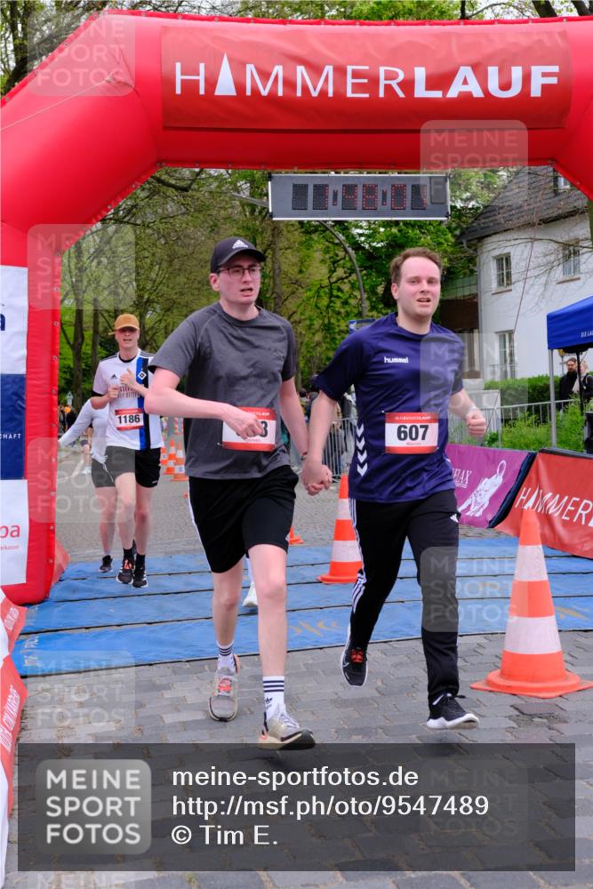 19.04.2026 - Hammer Lauf Tim E. http://msf.ph/oto/9547489 19.04.2026 12:48:09 Ziel 154, 607, 608, 762, 1118, 1119, 1184, 1186 meine-sportfotos.de