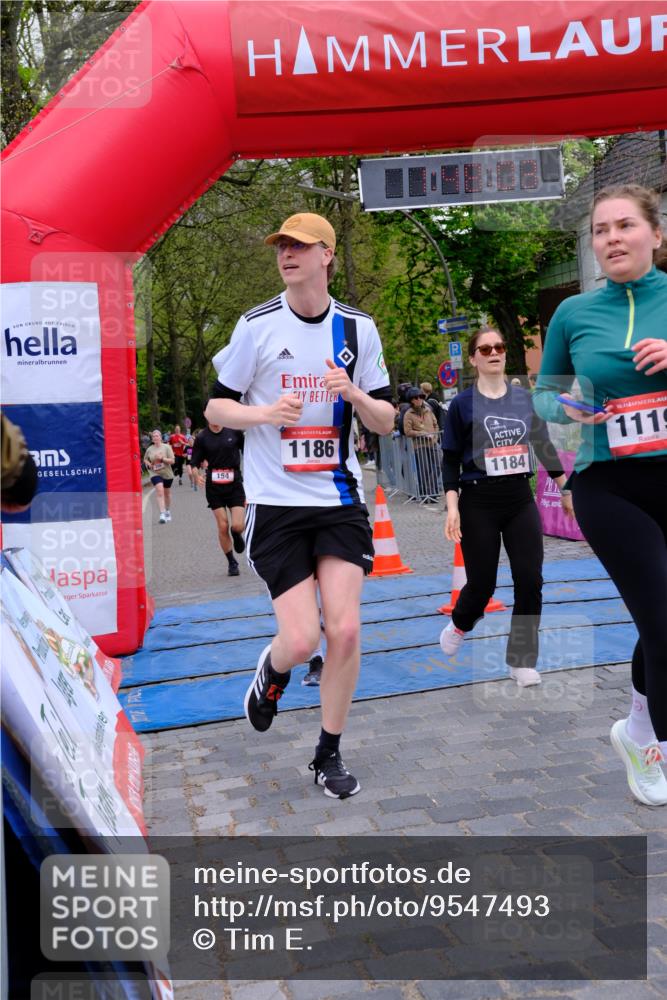 19.04.2026 - Hammer Lauf Tim E. http://msf.ph/oto/9547493 19.04.2026 12:48:10 Ziel 154, 607, 608, 762, 1118, 1119, 1184, 1186 meine-sportfotos.de