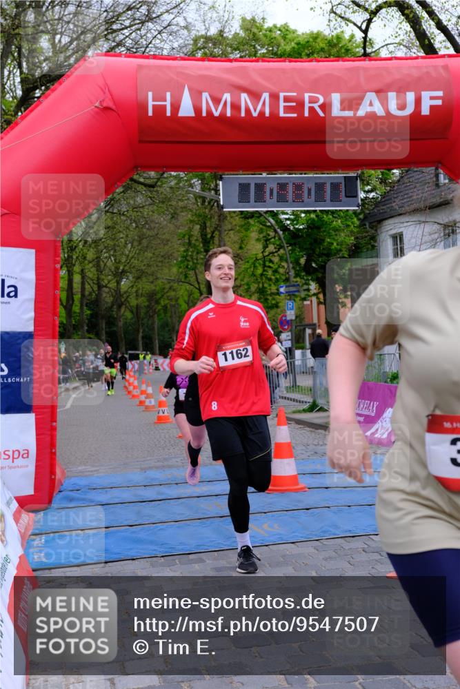 19.04.2026 - Hammer Lauf Tim E. http://msf.ph/oto/9547507 19.04.2026 12:48:19 Ziel 356, 714 meine-sportfotos.de